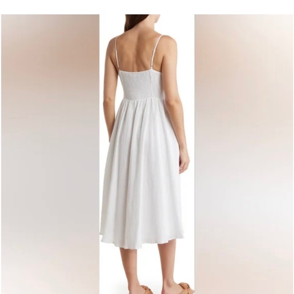 ASTR the Label Ferreira Button Linen Midi Dress - Picture 2 of 2